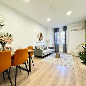 Spacious 3bd With 2bh & Ac Málaga